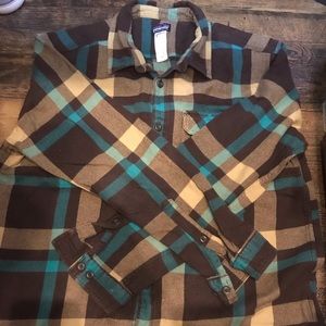Patagonia Long-Sleeved Fjord Flannel Shirt